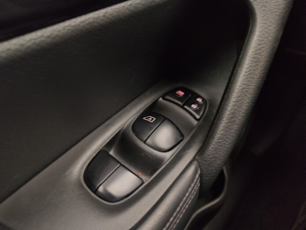 2019 Nissan Rogue in Independence, MO 64055 - 18088287 27