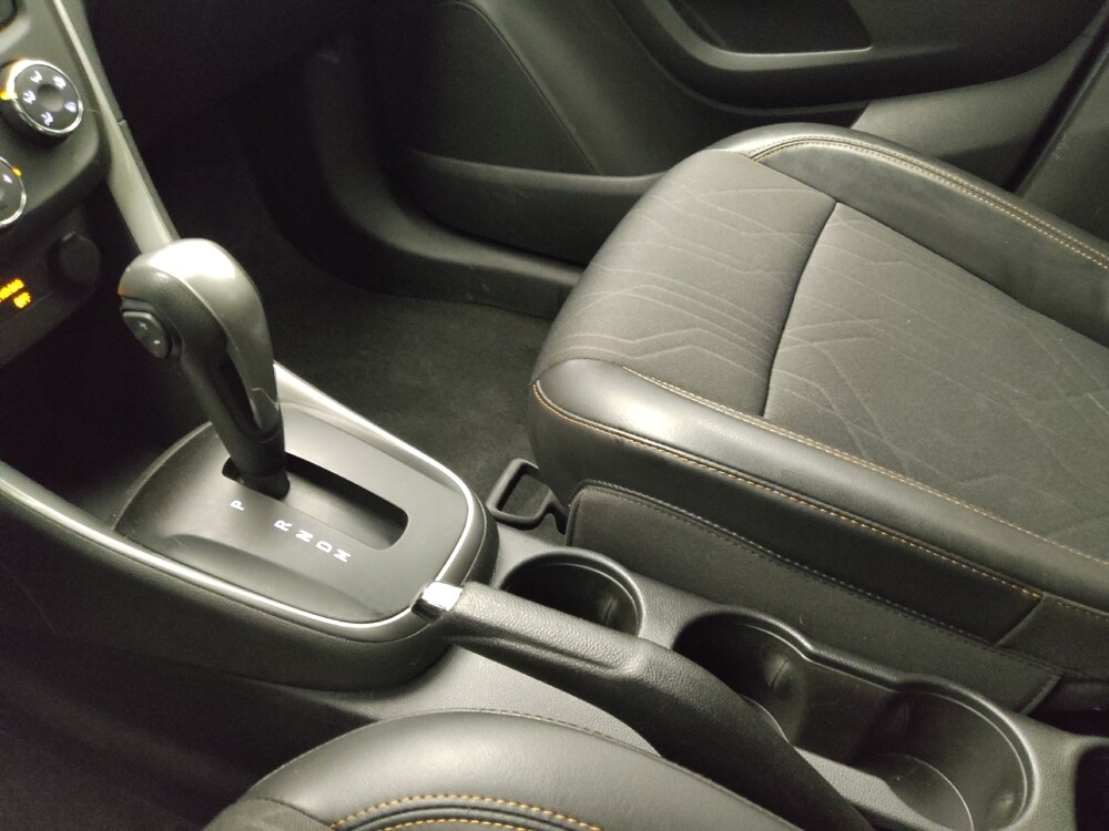 2019 Chevrolet Trax in Lombard, IL 60148 - 18088288 26