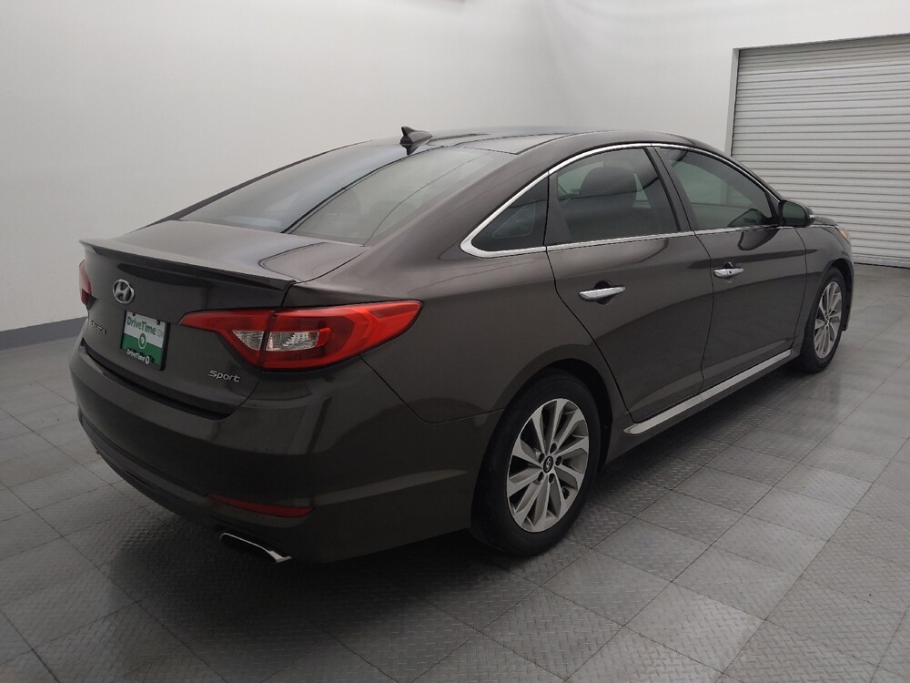 2017 Hyundai Sonata in Houston, TX 77034 - 18088293 9