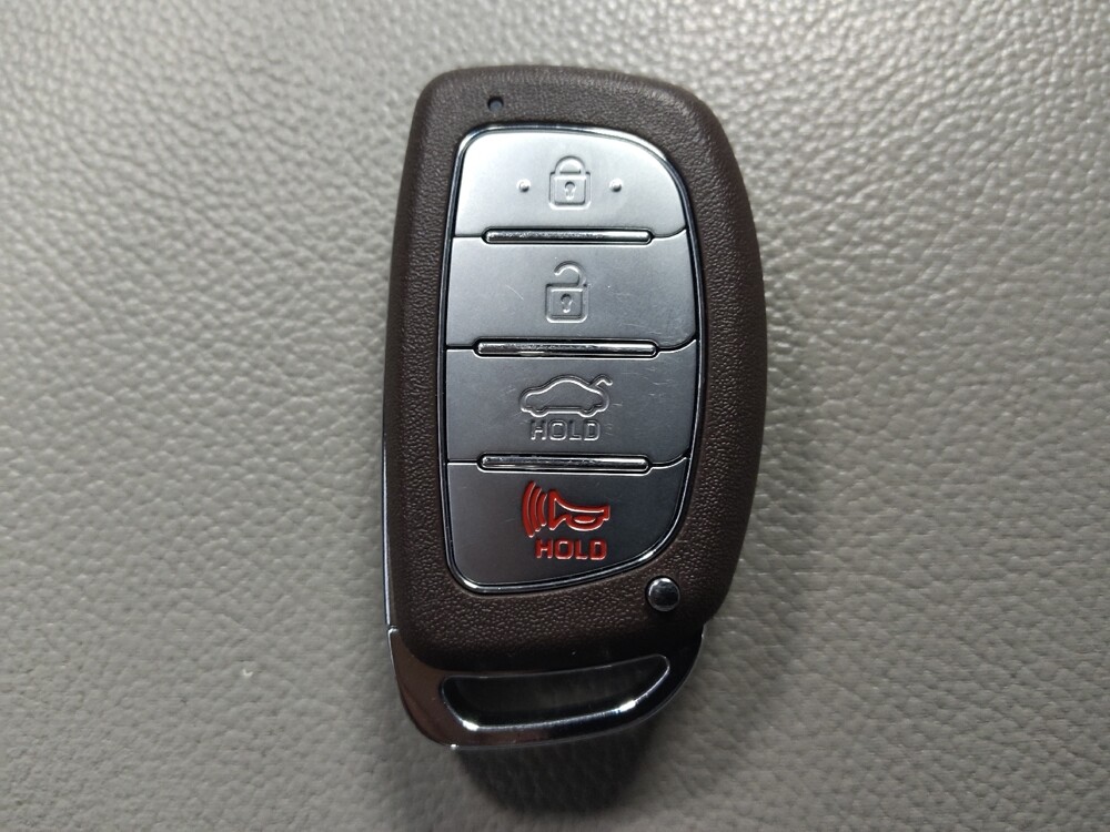 2017 Hyundai Sonata in Houston, TX 77034 - 18088293 32