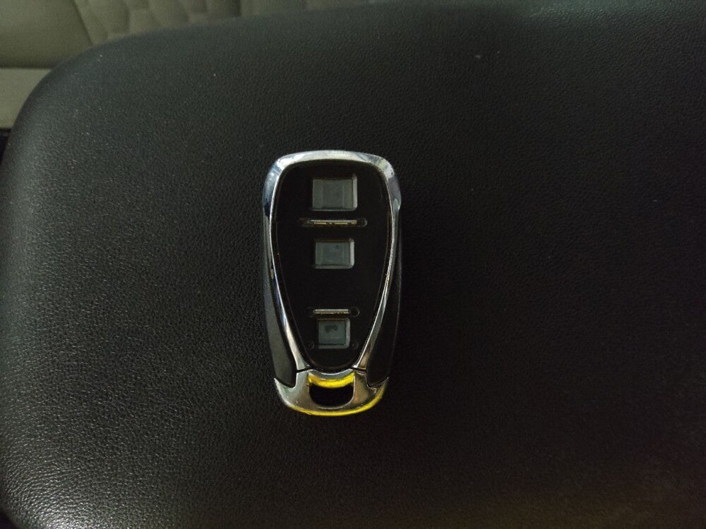 2018 Chevrolet Equinox in Pelham, AL 35124 - 18088296 32