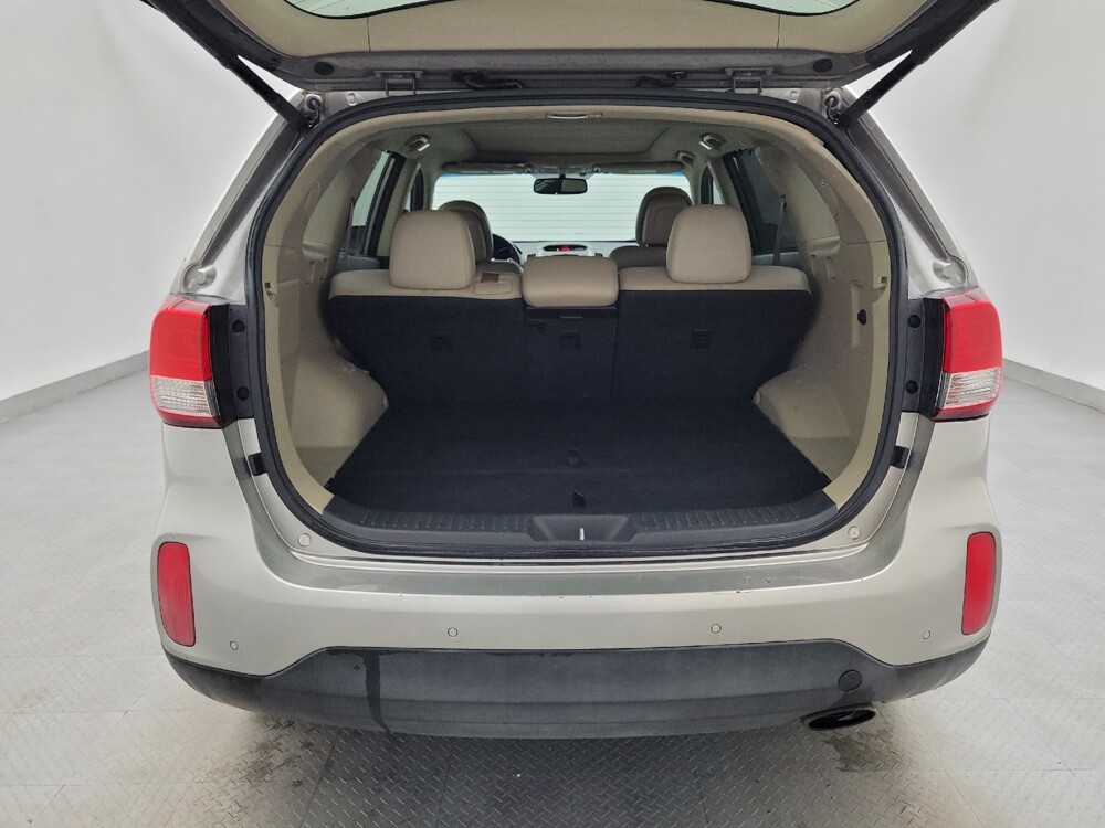 2015 Kia Sorento in Conway, SC 29526 - 18088300 29