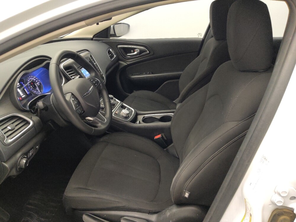 2016 Chrysler 200 in Houston, TX 77060 - 18088308 17