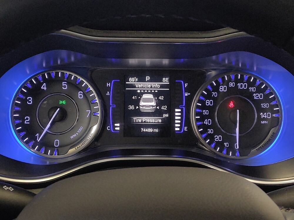 2016 Chrysler 200 in Houston, TX 77060 - 18088308 23