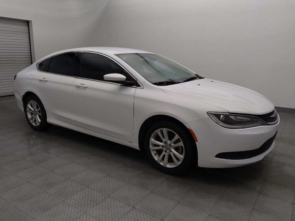 2016 Chrysler 200 in Houston, TX 77060 - 18088308 11