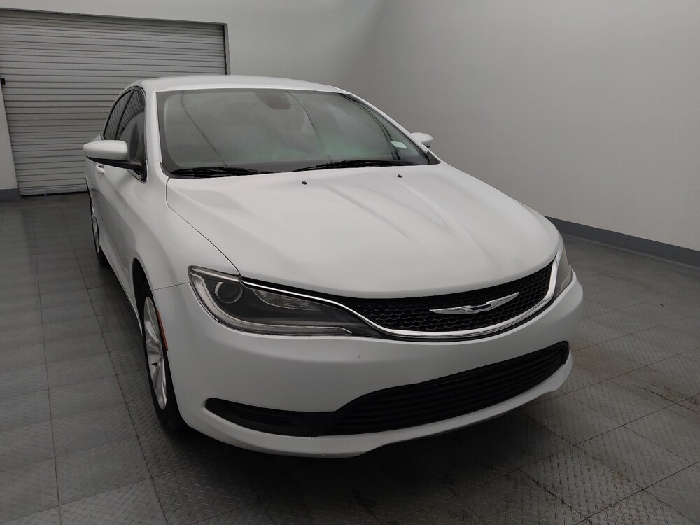 2016 Chrysler 200 in Houston, TX 77060 - 18088308 14