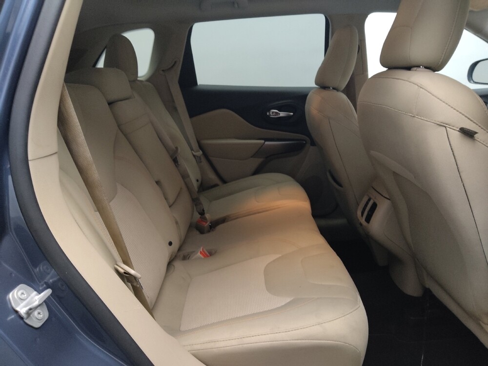 2019 Jeep Cherokee in Fort Worth, TX 76116 - 18088314 19