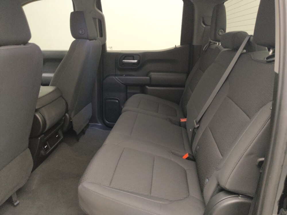 2021 Chevrolet Silverado 1500 in Tampa, FL 33619 - 18088315 18