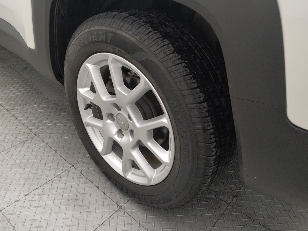 2019 Jeep Renegade in Houston, TX 77034 - 18088322 31