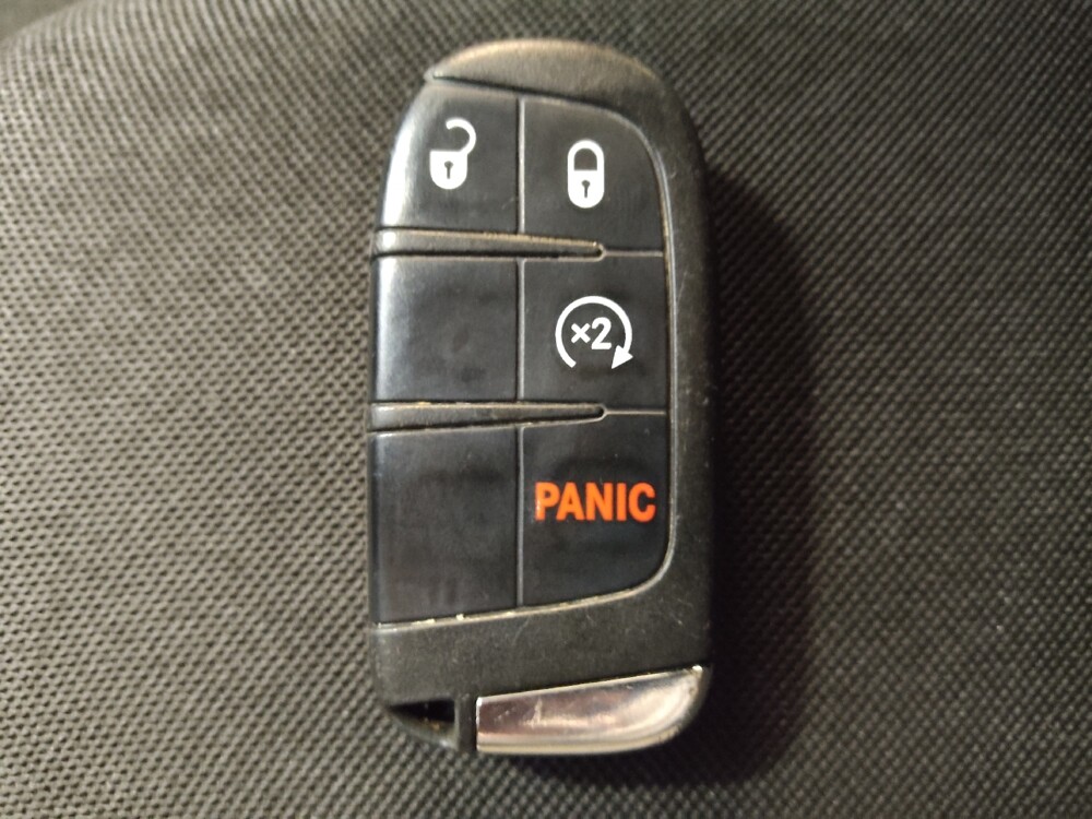 2019 Jeep Renegade in Houston, TX 77034 - 18088322 32