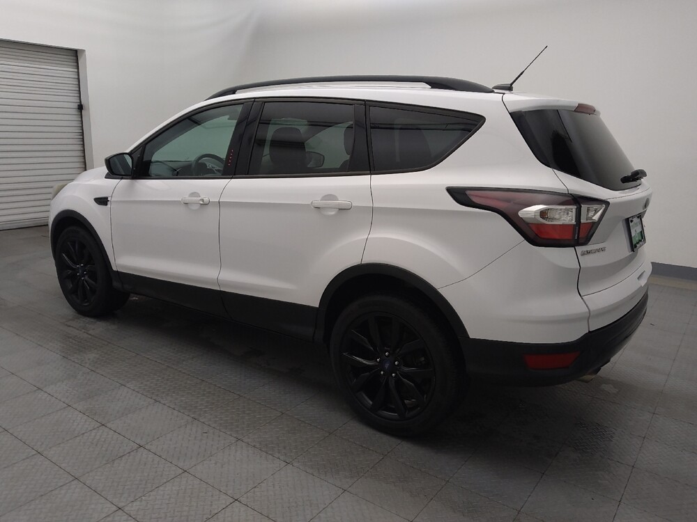 2017 Ford Escape in Houston, TX 77060 - 18088323 3