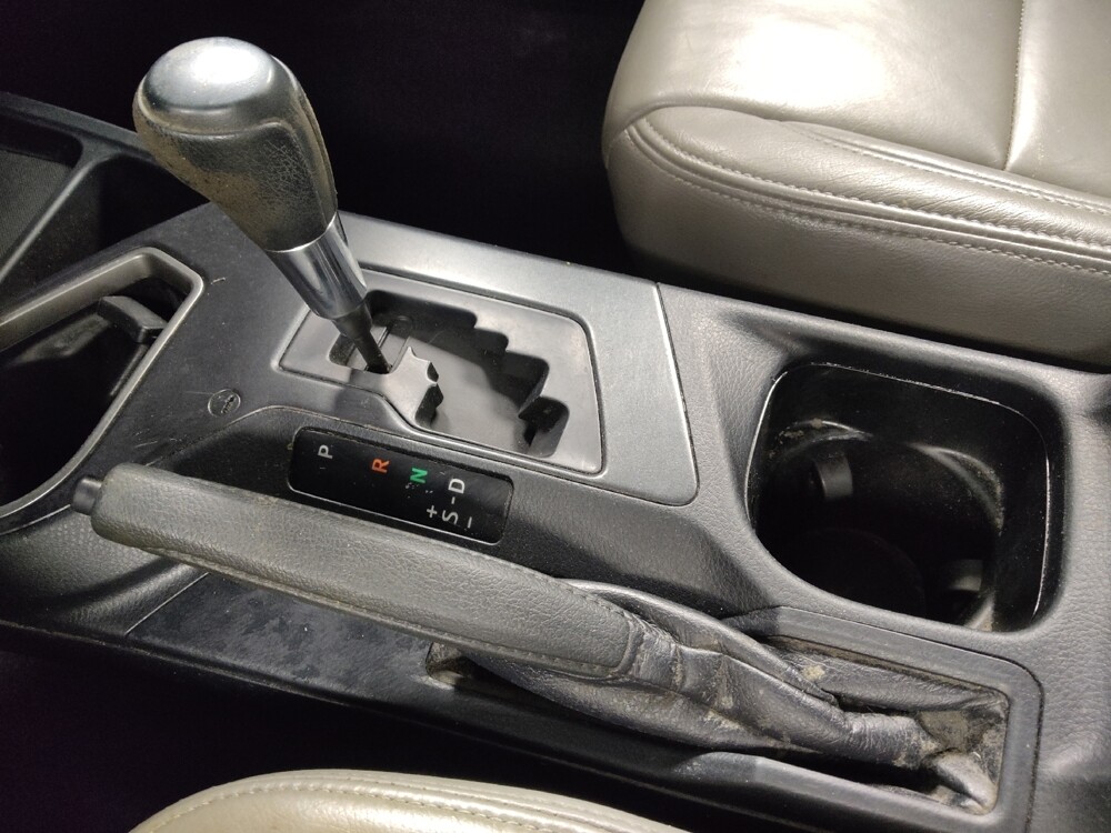 2018 Toyota RAV4 in Houston, TX 77060 - 18088328 26