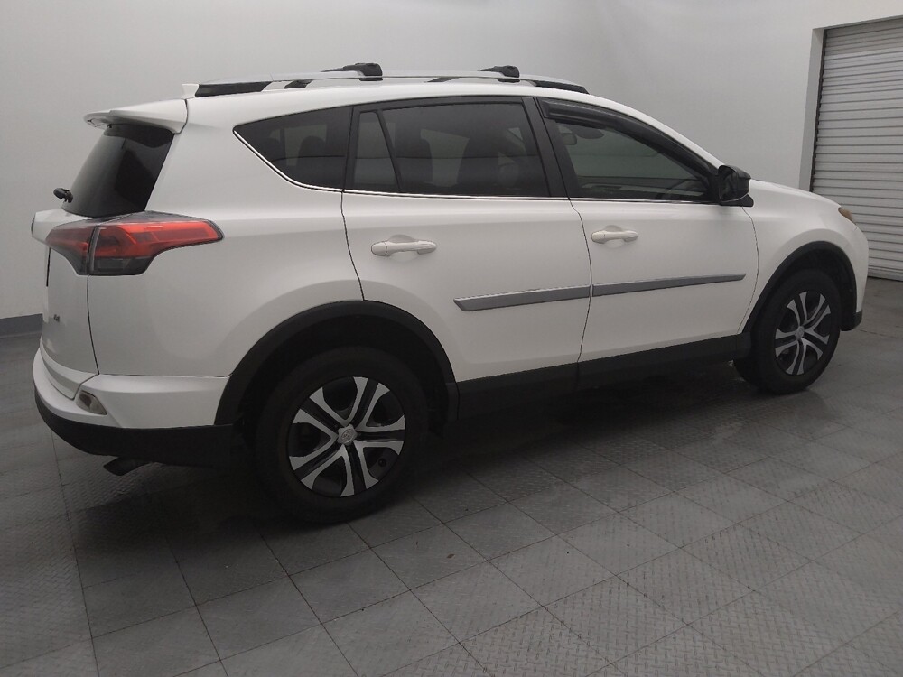 2018 Toyota RAV4 in Houston, TX 77060 - 18088328 10