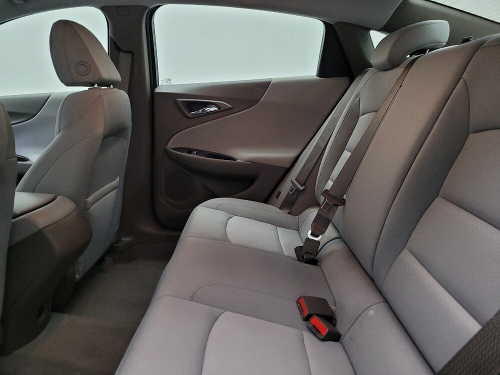 2020 Chevrolet Malibu in Lombard, IL 60148 - 18088333 18