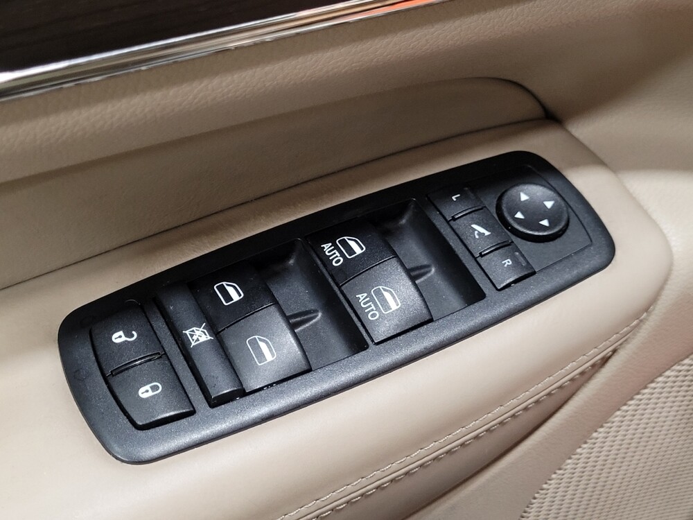 2017 Jeep Grand Cherokee in Glen Burnie, MD 21061 - 18088337 27