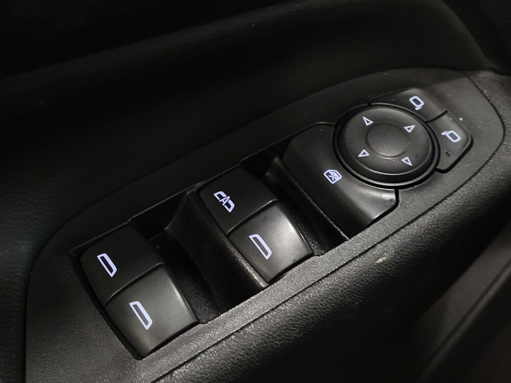 2019 Chevrolet Equinox in Allentown, PA 18103 - 18088345 27