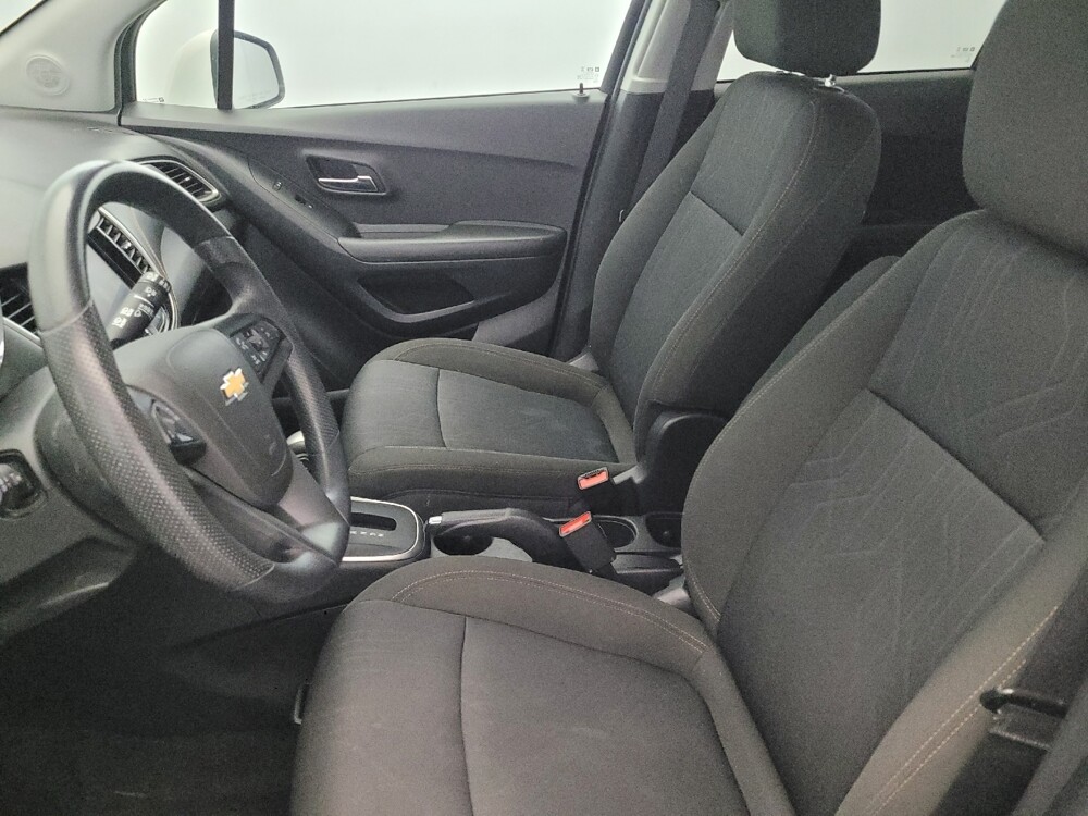 2020 Chevrolet Trax in Allentown, PA 18103 - 18088347 17