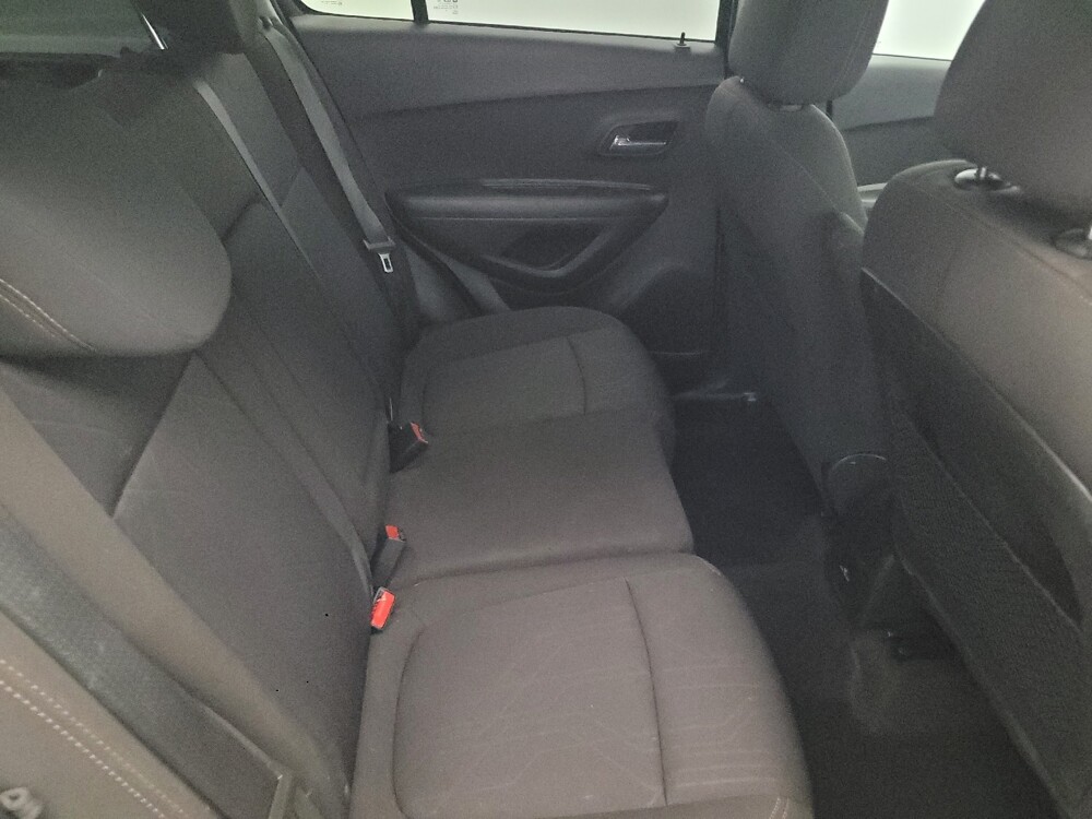 2020 Chevrolet Trax in Allentown, PA 18103 - 18088347 19