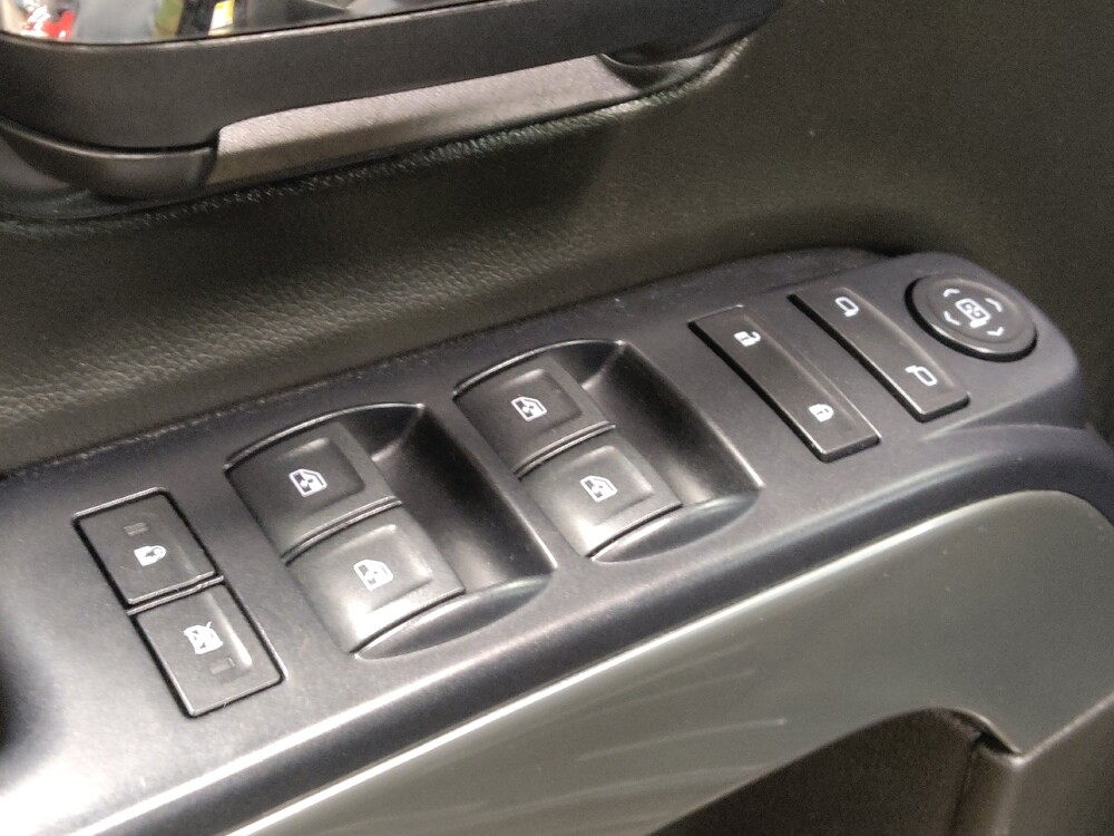 2018 Chevrolet Silverado 1500 in Lubbock, TX 79424 - 18088348 27