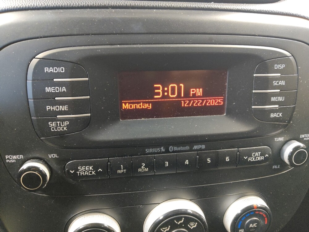 2014 Kia Soul in Conyers, GA 30094 - 18088354 25