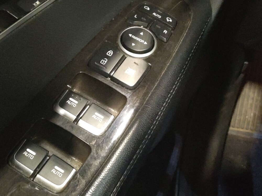 2017 Kia Sorento in Temple Hills, MD 20746 - 18088356 27