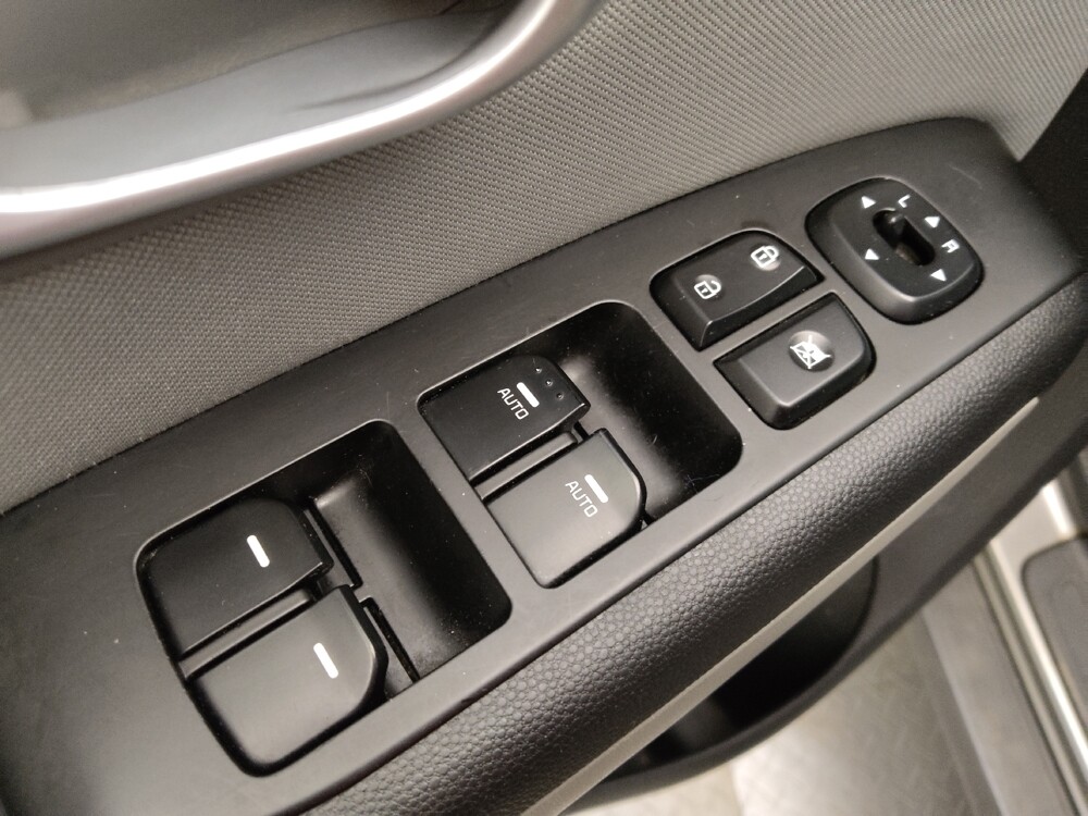 2014 Kia Soul in Denver, CO 80012 - 18088365 27