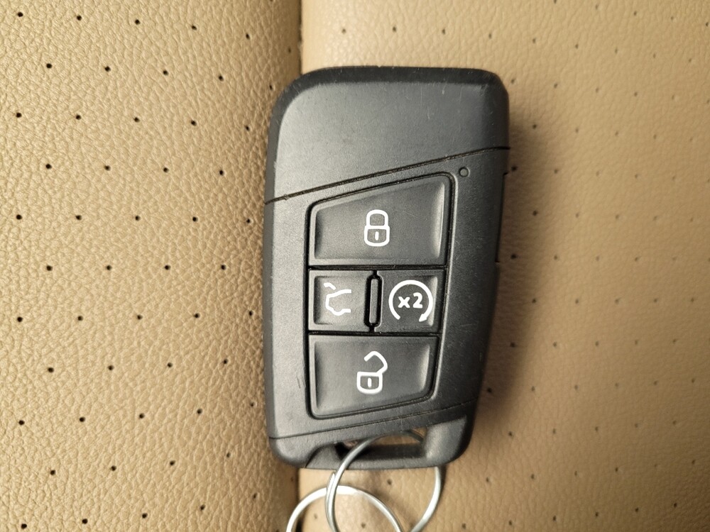 2020 Volkswagen Atlas in Fairfield, OH 45014 - 18088367 32