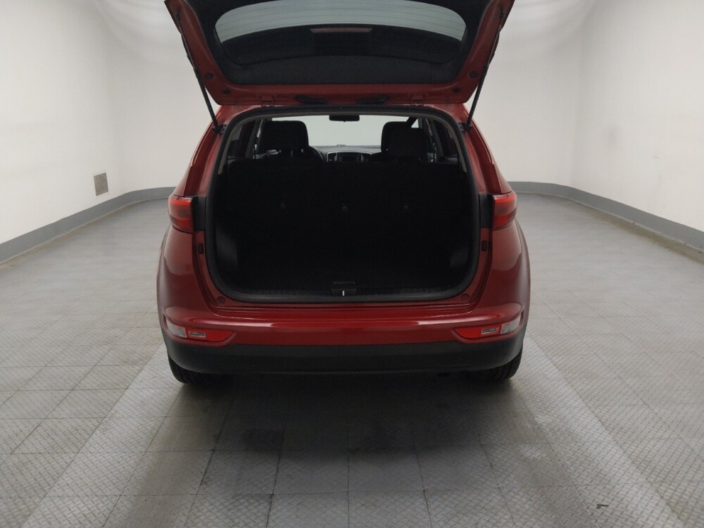 2019 Kia Sportage in Des Moines, IA 50310 - 18088371 29