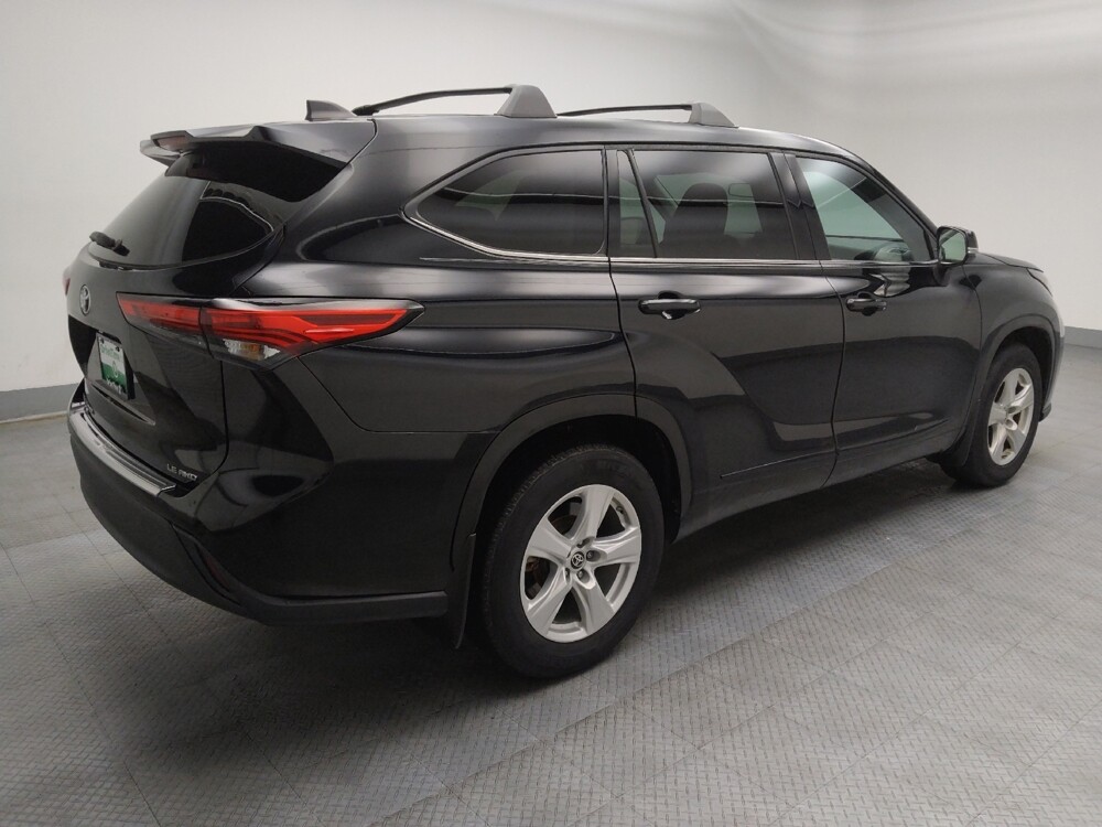 2022 Toyota Highlander in Lombard, IL 60148 - 18088372 10