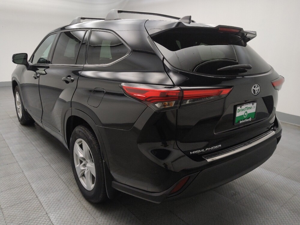 2022 Toyota Highlander in Lombard, IL 60148 - 18088372 5