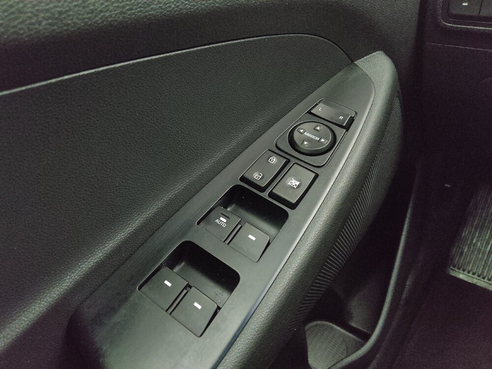 2016 Hyundai Tucson in Des Moines, IA 50310 - 18088373 27