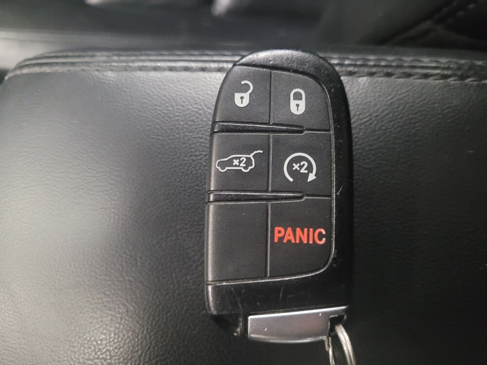 2019 Jeep Grand Cherokee in Plymouth Meeting, PA 19462 - 18088379 32