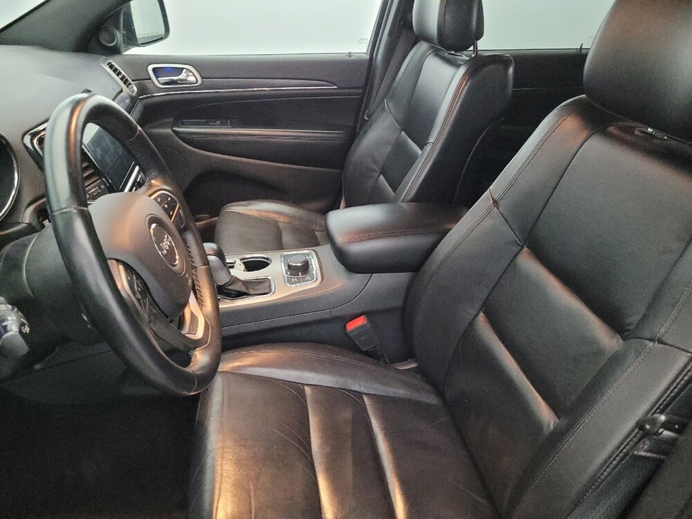 2019 Jeep Grand Cherokee in Plymouth Meeting, PA 19462 - 18088379 17