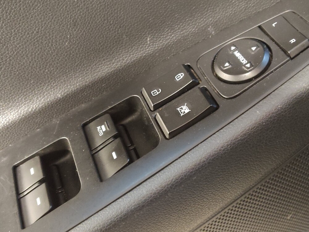 2017 Hyundai Tucson in Greensboro, NC 27407 - 18088383 27