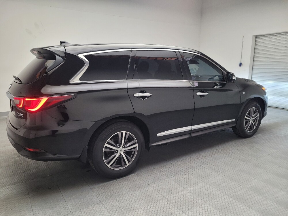 2019 INFINITI QX60 in Downey, CA 90241 - 18088386 10