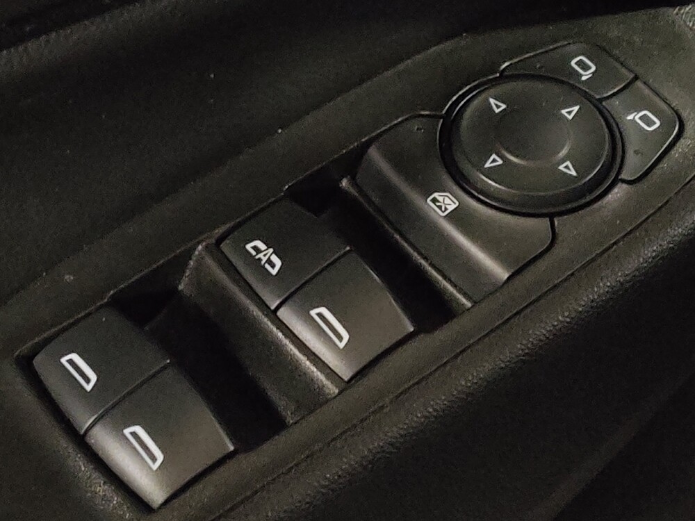 2021 Chevrolet Equinox in Orlando, FL 32808 - 18088387 27