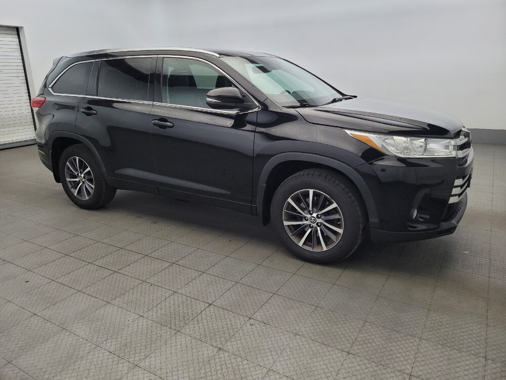 2017 Toyota Highlander in Williamstown, NJ 8094 - 18088388 11