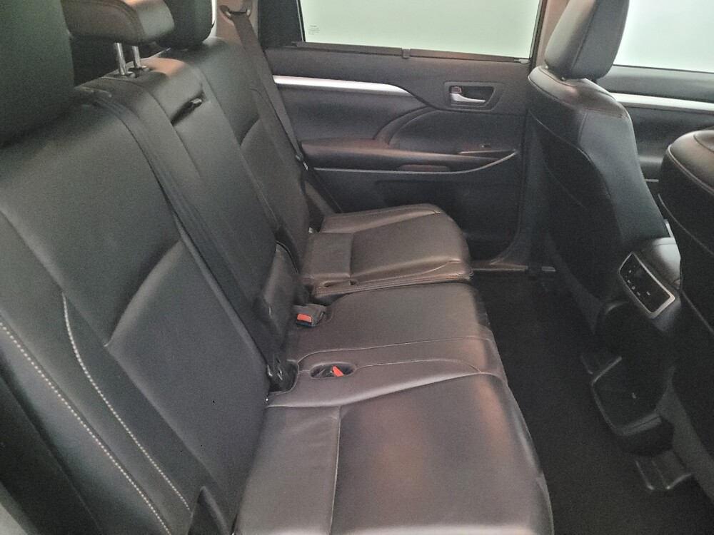 2017 Toyota Highlander in Williamstown, NJ 8094 - 18088388 19
