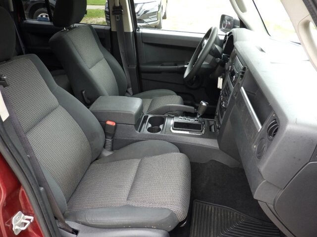 2008 Jeep Commander in Flowery Branch, GA 30542 - 18088455 8