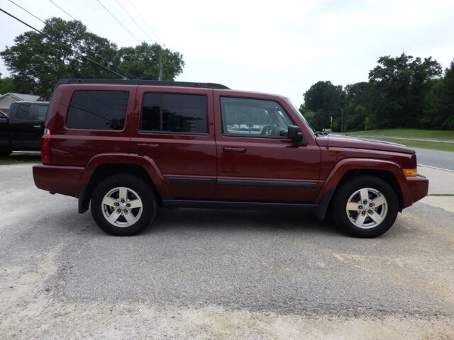 2008 Jeep Commander in Flowery Branch, GA 30542 - 18088455 4