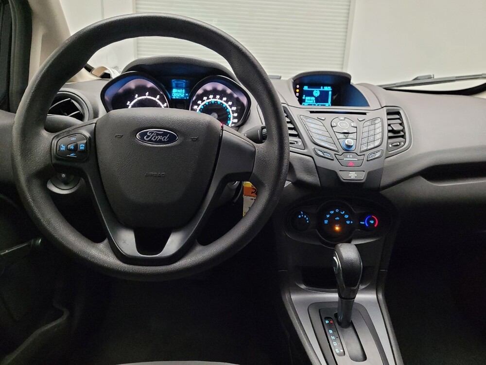 2016 Ford Fiesta in Fresno, CA 93726 - 18088461 22