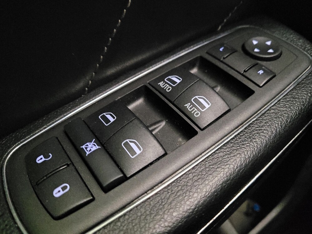 2013 Dodge Charger in Montclair, CA 91763 - 18088462 27