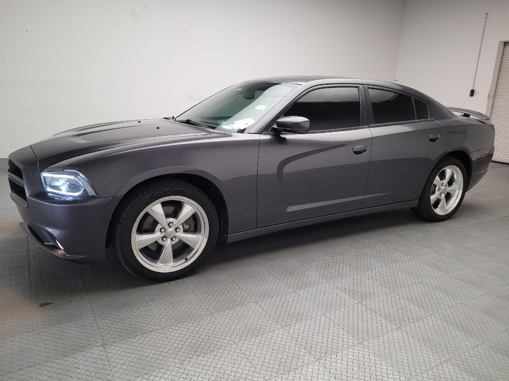 2013 Dodge Charger in Montclair, CA 91763 - 18088462 2