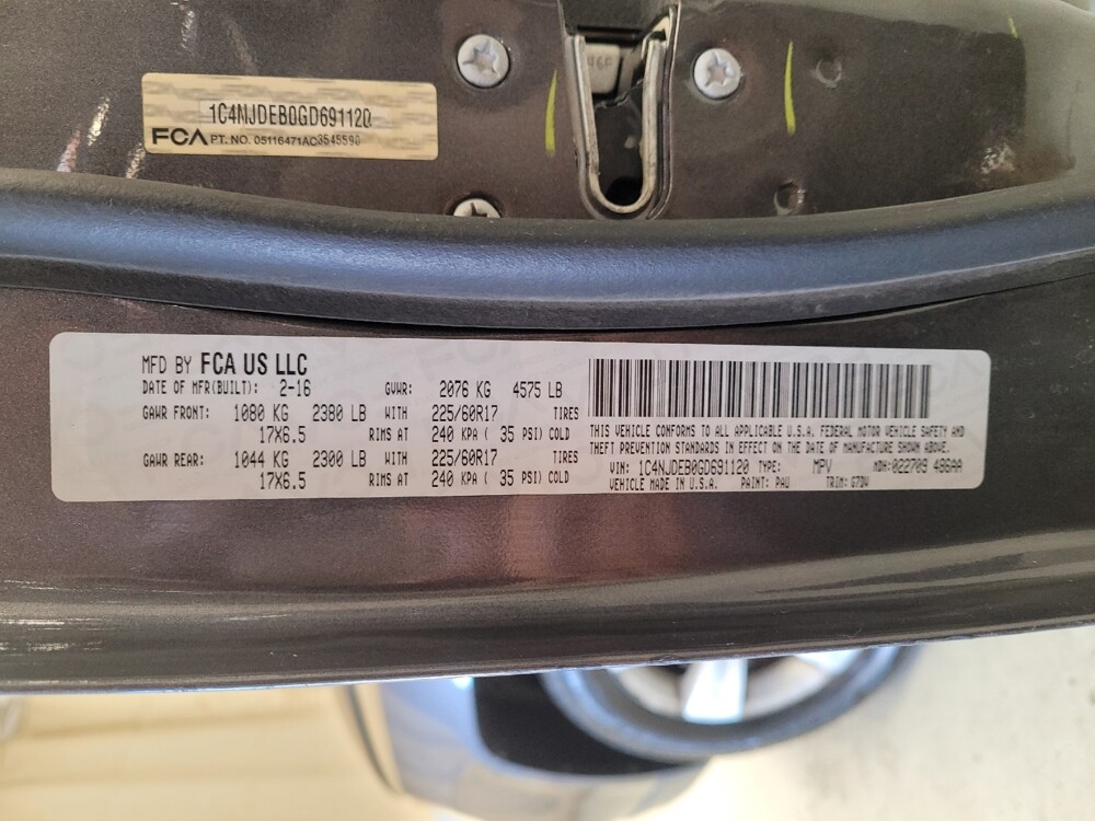 2016 Jeep Compass in Downey, CA 90241 - 18088464 33