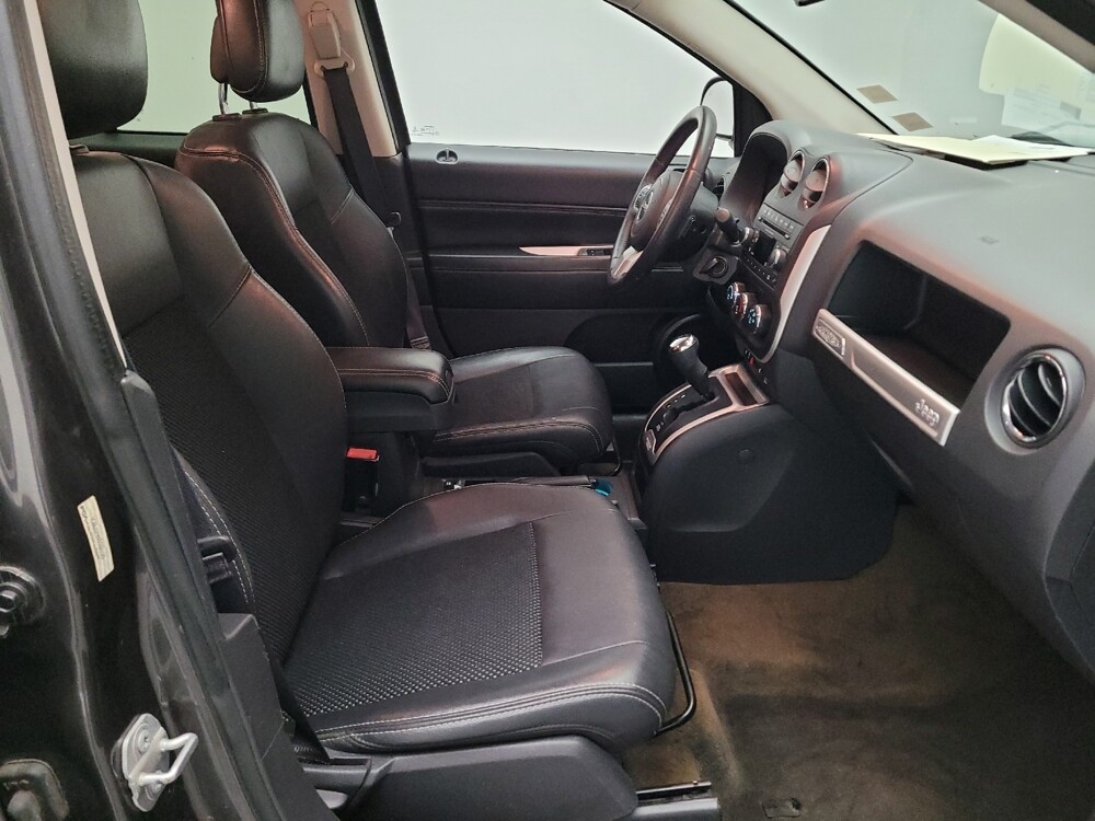 2016 Jeep Compass in Downey, CA 90241 - 18088464 21