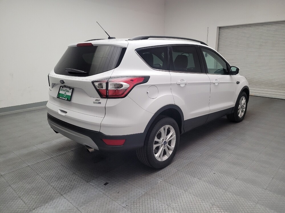 2017 Ford Escape in Fresno, CA 93726 - 18088467 9