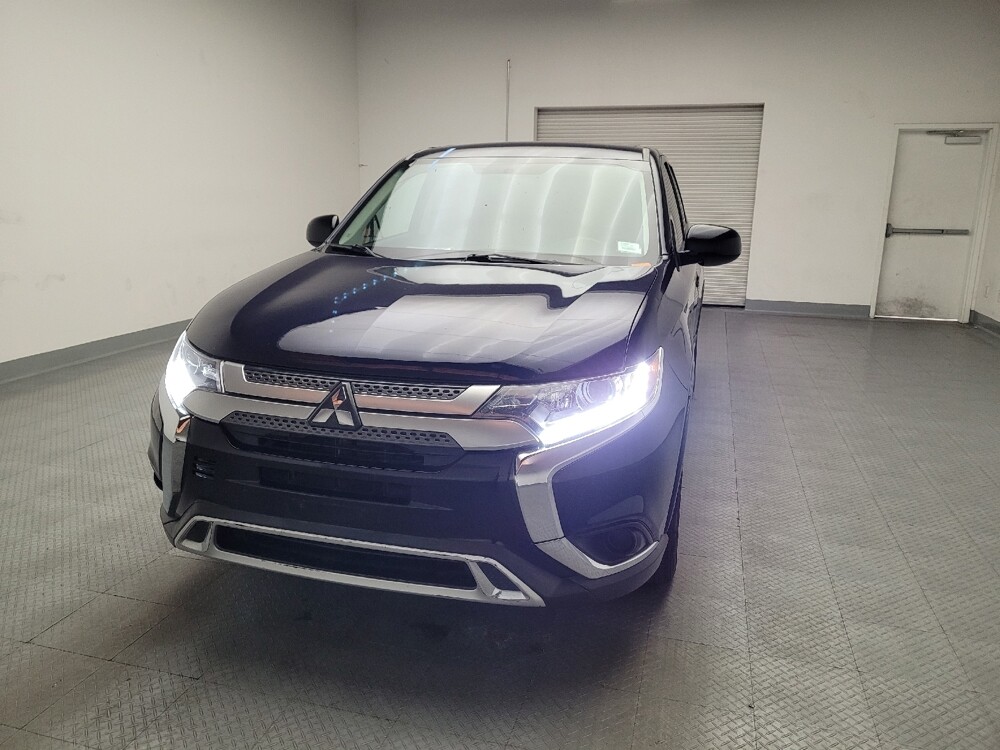 2019 Mitsubishi Outlander in Downey, CA 90241 - 18088471 15