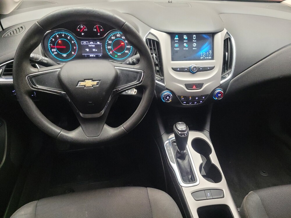 2017 Chevrolet Cruze in Downey, CA 90241 - 18088475 22