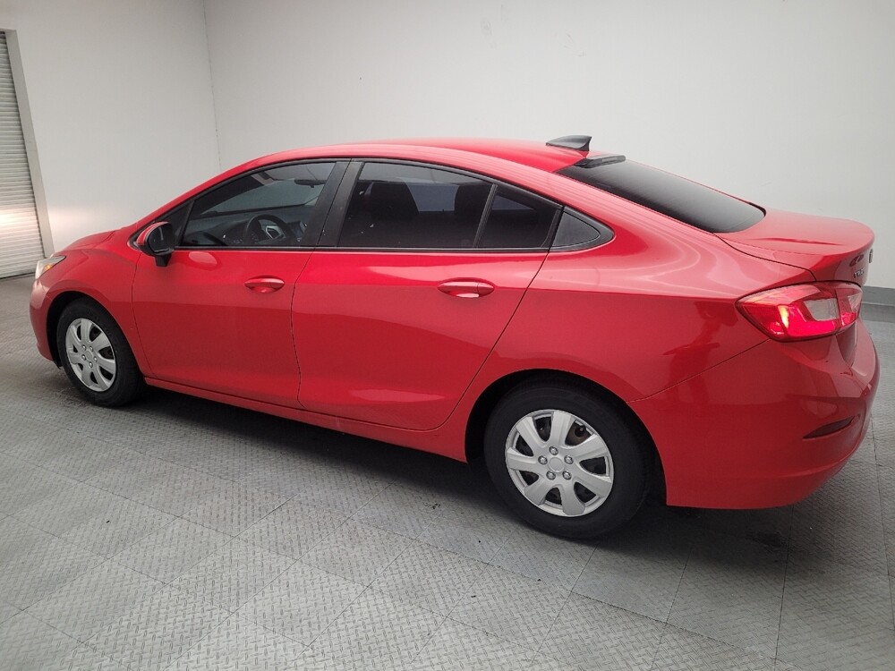 2017 Chevrolet Cruze in Downey, CA 90241 - 18088475 3