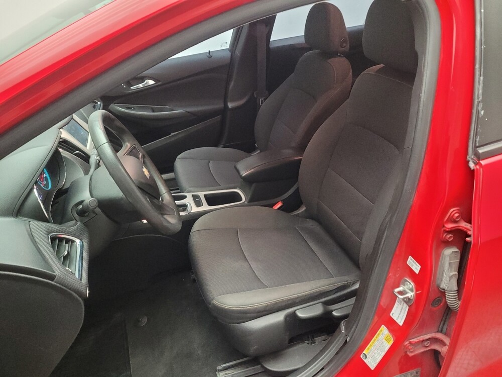 2017 Chevrolet Cruze in Downey, CA 90241 - 18088475 17